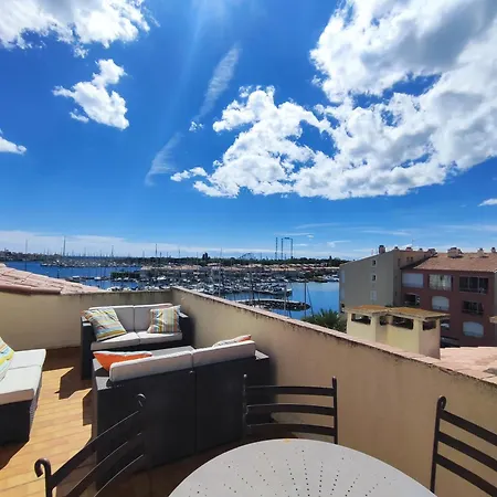Cap D'agde Vue Port Et Parking Terrasse La Desirade Appartement *