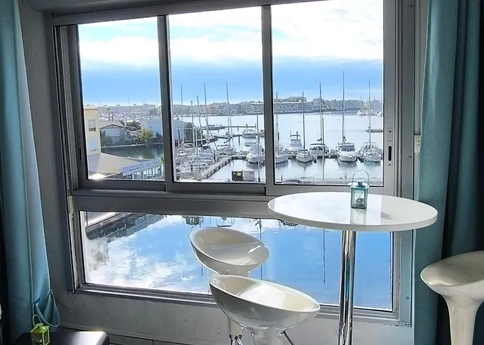 公寓 Cap D'agde Vue Port Et Parking Terrasse La Desirade *